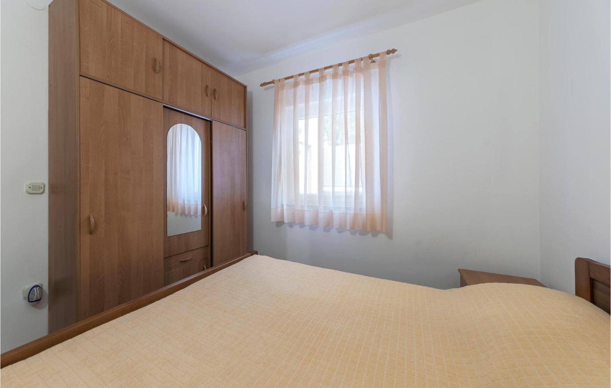 1 Bedroom Gorgeous Apartment In バニョレ エクステリア 写真